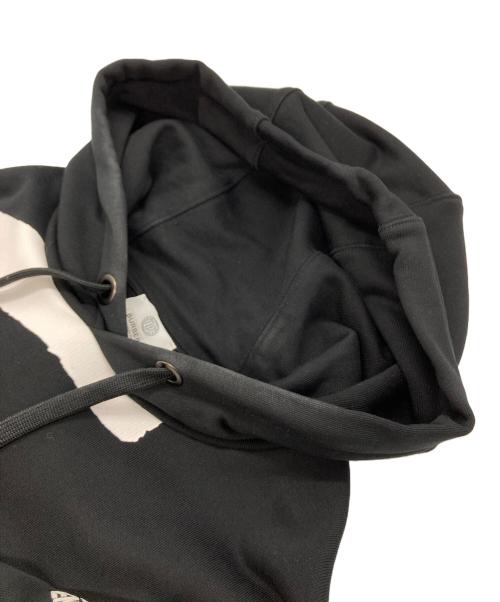 BURBERRY（バーバリー）BURBERRY (バーバリー) LOVE プリントパーカー ブラック サイズ:Sの古着・服飾アイテム