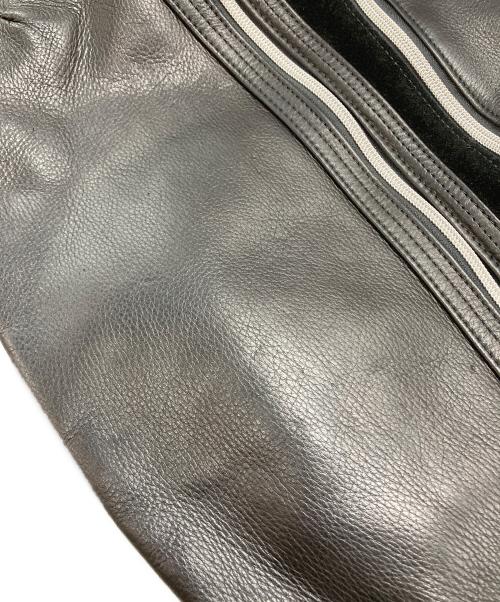 master-piece（マスターピース）master-piece (マスターピース) レザーショルダーバッグ ブラック サイズ:-の古着・服飾アイテム