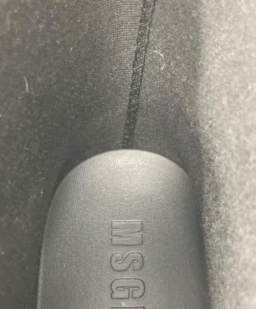 MSGM（エムエスジーエム）MSGM (エムエスジーエム) ロゴエンボスアンクルブーツ ブラック サイズ:37の古着・服飾アイテム