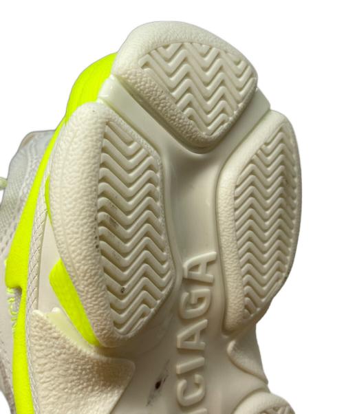 BALENCIAGA（バレンシアガ）BALENCIAGA (バレンシアガ) TRIPLE S ホワイト サイズ:JP 15.5の古着・服飾アイテム