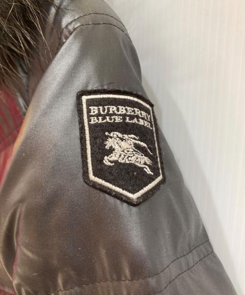 BURBERRY BLUE LABEL（バーバリーロンドンブルーレーベル）BURBERRY BLUE LABEL (バーバリーロンドンブルーレーベル) ファーダウンジャケット ブラック サイズ:38の古着・服飾アイテム