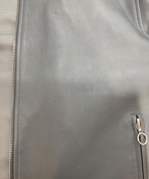 SERAPHIN（セラフィン）SERAPHIN (セラフィン) CHANBORDラムレザーブルゾン グレー サイズ:46の古着・服飾アイテム