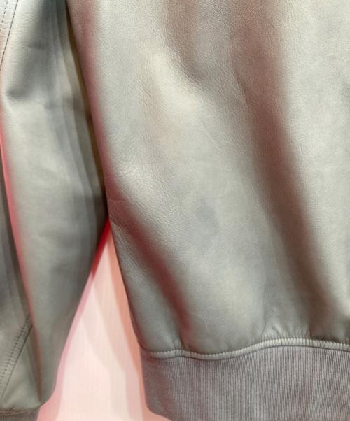 SERAPHIN（セラフィン）SERAPHIN (セラフィン) CHANBORDラムレザーブルゾン グレー サイズ:46の古着・服飾アイテム