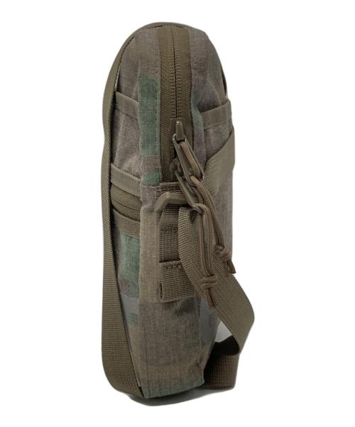 SUPREME（シュプリーム）Supreme (シュプリーム) Shoulder Bag Woodland Camo カーキの古着・服飾アイテム