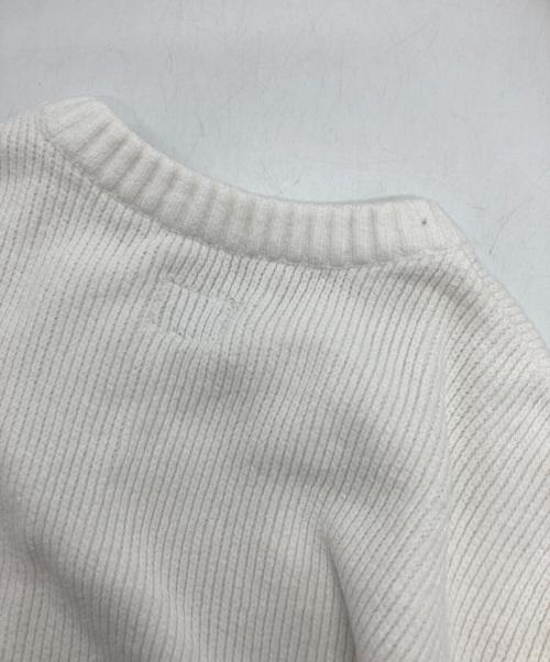 C.P COMPANY（シーピーカンパニー）C.P COMPANY (シーピーカンパニー) レンズディテール リブプルオーバー ホワイト サイズ:Mの古着・服飾アイテム