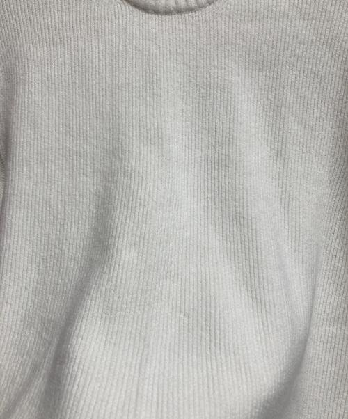 C.P COMPANY（シーピーカンパニー）C.P COMPANY (シーピーカンパニー) レンズディテール リブプルオーバー ホワイト サイズ:Mの古着・服飾アイテム