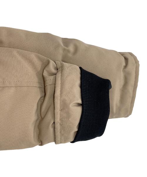 CANADA GOOSE（カナダグース）CANADA GOOSE (カナダグース) BELLEVILLE ダウンジャケット ベージュ サイズ:Mの古着・服飾アイテム