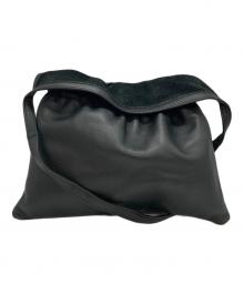 HENDER SCHEME（エンダースキーマ）の古着「cow red cross bag small」｜ブラック