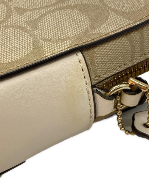 COACH（コーチ）COACH (コーチ) ショルダーバッグ ホワイト×ベージュの古着・服飾アイテム