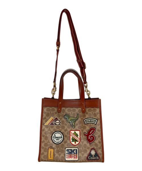COACH（コーチ）COACH (コーチ) フィールド トート シグネチャー キャンバス ウィズ パッチ ブラウンの古着・服飾アイテム