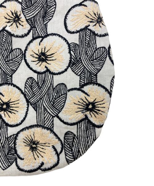 mina perhonen（ミナ ペルホネン）mina perhonen (ミナ ペルホネン) hanakaze pear bag ブラック×ホワイトの古着・服飾アイテム