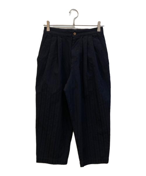 COMME des GARCONS COMME des GARCONS（コムデギャルソン コムデギャルソン）COMME des GARCONS COMME des GARCONS (コムデギャルソン コムデギャルソン) ポリエステル縮絨加工シャドーストライプクロップドパンツ ネイビー サイズ:XSの古着・服飾アイテム