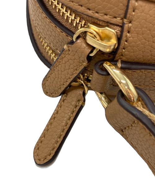 LAUREN RALPH LAUREN（ローレンラルフローレン）LAUREN RALPH LAUREN (ローレンラルフローレン) ロゴショルダーバッグ ベージュの古着・服飾アイテム