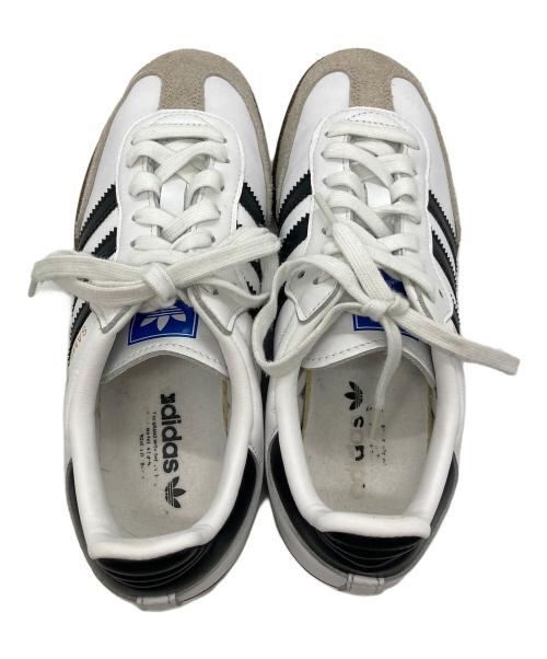 adidas（アディダス）adidas (アディダス) スニーカー ホワイト サイズ:24の古着・服飾アイテム