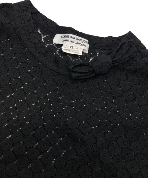 COMME des GARCONS COMME des GARCONS（コムデギャルソン コムデギャルソン）COMME des GARCONS COMME des GARCONS (コムデギャルソン コムデギャルソン) リボンデザインレースブラウス ブラック サイズ:XSの古着・服飾アイテム