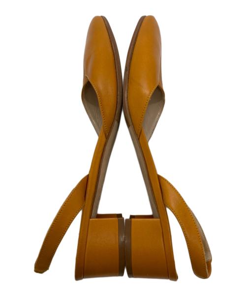 Manolo Blahnik（マノロブラニク）Manolo Blahnik (マノロブラニク) スリングバックフラットシューズ ブラウン サイズ:SIZE 36の古着・服飾アイテム