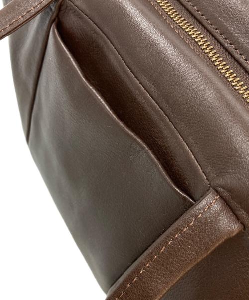 kurashi&trips publishing（クラシアンドトリップス パブリッシング）KURASHI&Trips PUBLISHING (クラシアンドトリップス パブリッシング) 「がんばりどきも私らしく」 一田憲子さんとつくったラウンドレザーバッグ ブラウンの古着・服飾アイテム