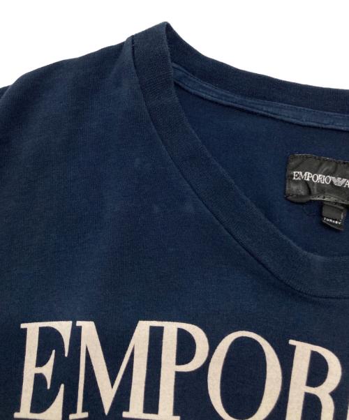 EMPORIO ARMANI（エンポリオ アルマーニ）EMPORIO ARMANI (エンポリオ アルマーニ) プリントTシャツ ネイビー サイズ:XLの古着・服飾アイテム