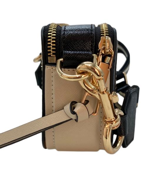 MARC JACOBS（マークジェイコブズ）MARC JACOBS (マークジェイコブズ) ザ スナップショット ベージュの古着・服飾アイテム