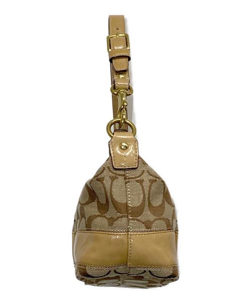 COACH（コーチ）COACH (コーチ) シグネチャーハンドバッグ ベージュ サイズ:-の古着・服飾アイテム