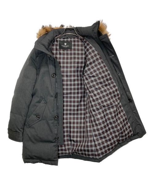 BLACK LABEL CRESTBRIDGE（ブラックレーベル クレストブリッジ）BLACK LABEL CRESTBRIDGE (ブラックレーベル クレストブリッジ) ダウンコート グレー サイズ:Lの古着・服飾アイテム