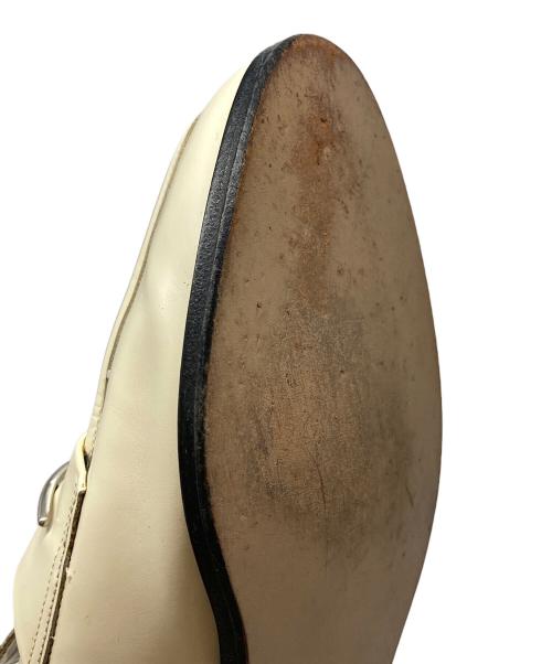 GUCCI（グッチ）GUCCI (グッチ) ビットローファー アイボリー サイズ:SIZE 6 1/2の古着・服飾アイテム