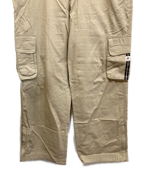 NIKE（ナイキ）NIKE (ナイキ) リップストップカーゴパンツ ベージュ サイズ:SIZE Mの古着・服飾アイテム