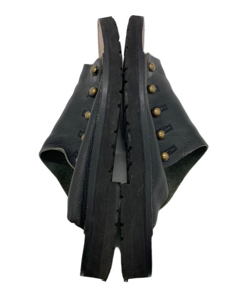 chausser（ショセ）chausser (ショセ) ボタンサンダル C-7050 ブラック サイズ:SIZE 26cmの古着・服飾アイテム