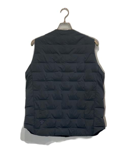 DESCENTE ALLTERRAIN（デザイント オルテライン）DESCENTE ALLTERRAIN (デザイント オルテライン) D.I.S. DOWN VEST ネイビー サイズ:Ｌの古着・服飾アイテム