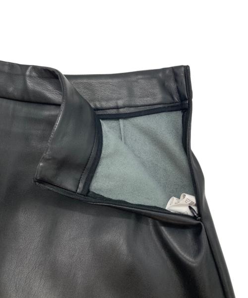 CINOH（チノ）CINOH (チノ) SYNTHETIC LEATHER ASYMMETRIC SKIRT ブラック サイズ:40の古着・服飾アイテム