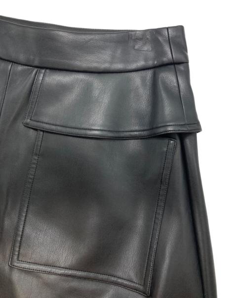 CINOH（チノ）CINOH (チノ) SYNTHETIC LEATHER ASYMMETRIC SKIRT ブラック サイズ:40の古着・服飾アイテム