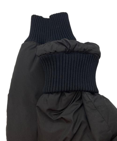 HELMUT LANG（ヘルムートラング）HELMUT LANG (ヘルムートラング) ボンテージ バックルデザインフーデットダウンジャケット ブラック サイズ:46の古着・服飾アイテム