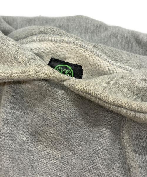 UNDERCOVER（アンダーカバー）UNDERCOVER (アンダーカバー) クロスサンダーボーンスウェットパーカー グレー サイズ:Lの古着・服飾アイテム