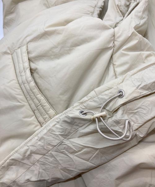 anuke（アンヌーク）anuke (アンヌーク) Volume Over Vest ベージュ サイズ:36の古着・服飾アイテム