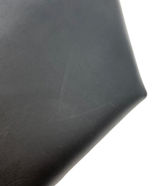 MARNI（マルニ）MARNI (マルニ) バイカラー カーフ レザー ポーチ ネイビーの古着・服飾アイテム