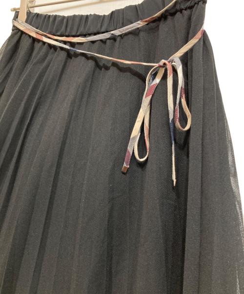 BLUE LABEL CRESTBRIDGE（ブルーレーベルクレストブリッジ）BLUE LABEL CRESTBRIDGE (ブルーレーベルクレストブリッジ) チュールプリーツスカート ブラック サイズ:38の古着・服飾アイテム