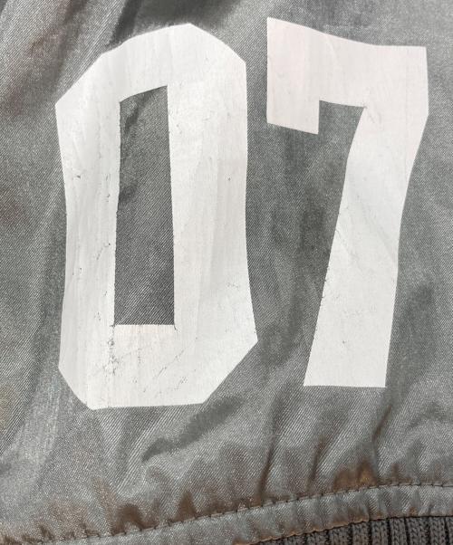 stussy（ステューシー）stussy (ステューシー) ワッペンスタジャン グレー×シルバー サイズ:Lの古着・服飾アイテム