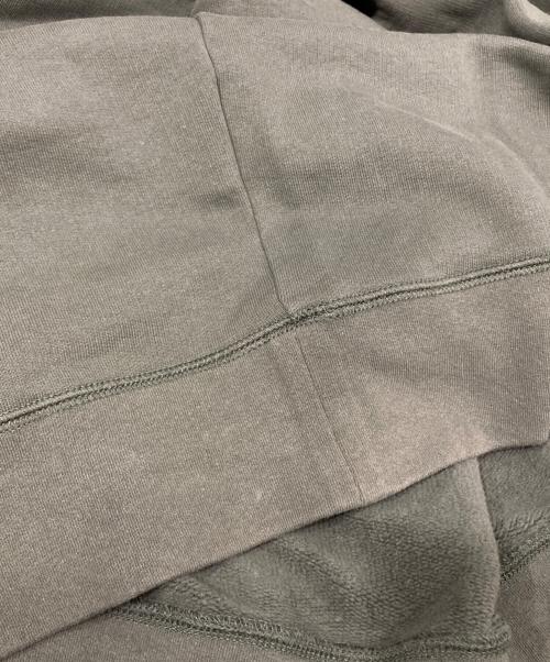 MONCLER GENIUS（モンクレール ジーニアス）MONCLER GENIUS (モンクレール ジーニアス) ロゴプリントクルーネックスウェットトレーナー グレー サイズ:SIZE Lの古着・服飾アイテム