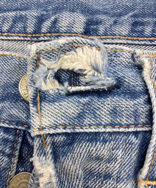 LEVI'S（リーバイス）LEVI'S (リーバイス) リペアダメージデニムパンツ ブルー サイズ:下記参照の古着・服飾アイテム