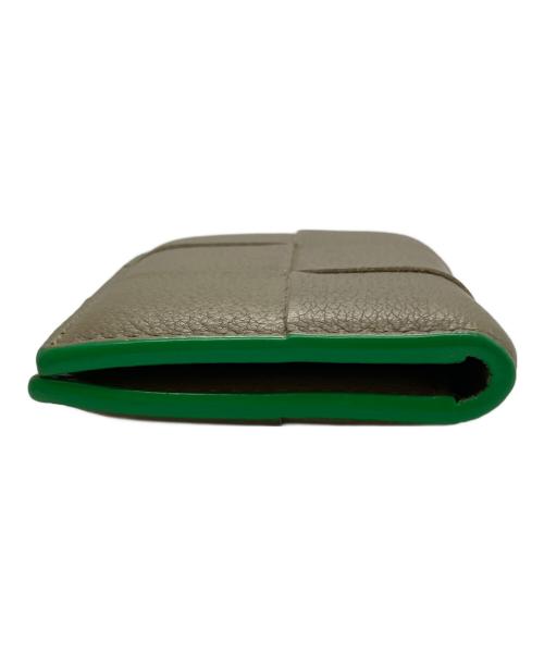 BOTTEGA VENETA（ボッテガベネタ）BOTTEGA VENETA (ボッテガベネタ) 二つ折りカードケース ベージュの古着・服飾アイテム