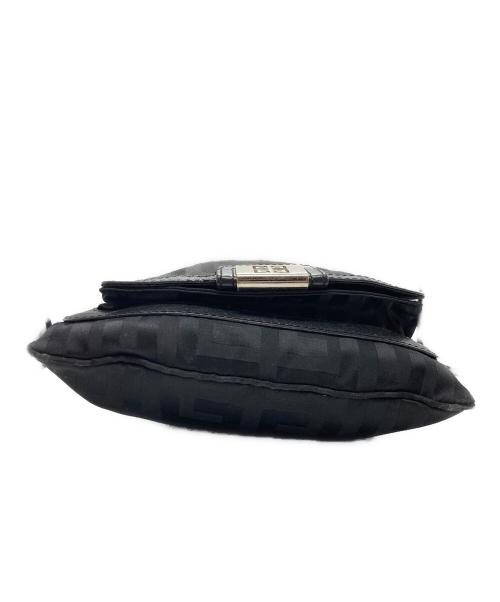 GIVENCHY（ジバンシィ）GIVENCHY (ジバンシィ) ショルダーバッグの古着・服飾アイテム