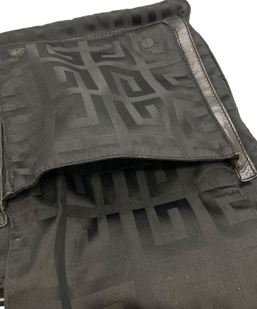 GIVENCHY（ジバンシィ）GIVENCHY (ジバンシィ) ショルダーバッグの古着・服飾アイテム
