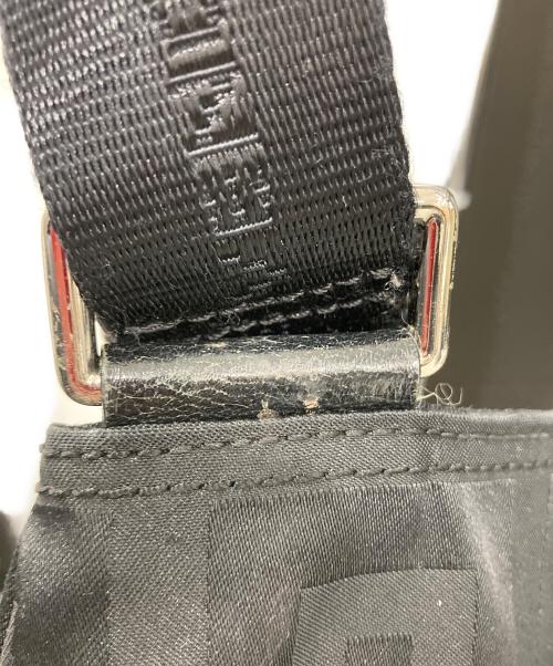 GIVENCHY（ジバンシィ）GIVENCHY (ジバンシィ) ショルダーバッグの古着・服飾アイテム