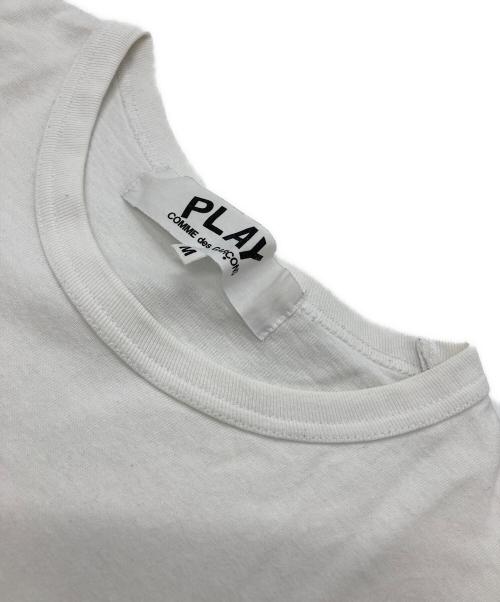 PLAY COMME des GARCONS（プレイコムデギャルソン）PLAY COMME des GARCONS (プレイコムデギャルソン) ワッペンロゴカットソー ホワイト サイズ:SIZE Mの古着・服飾アイテム