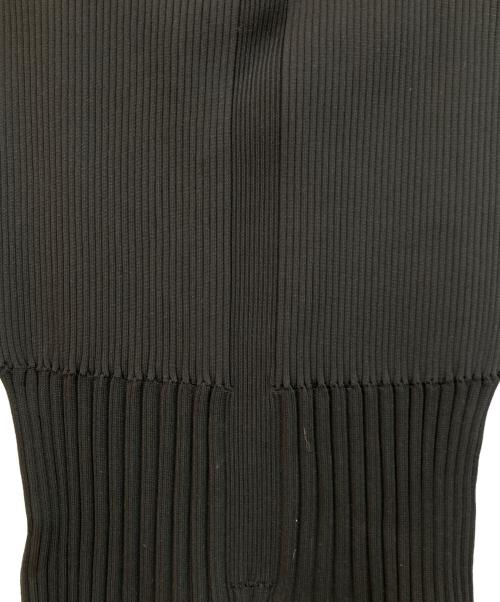 CFCL（シーエフシーエル）CFCL (シーエフシーエル) FLUTED MERMAID SKIRT ブラック サイズ:3の古着・服飾アイテム