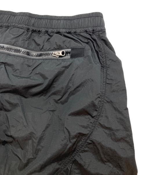 STONE ISLAND（ストーンアイランド）STONE ISLAND (ストーンアイランド) NYLON METAL TRACK PANTS ブラック サイズ:Sの古着・服飾アイテム