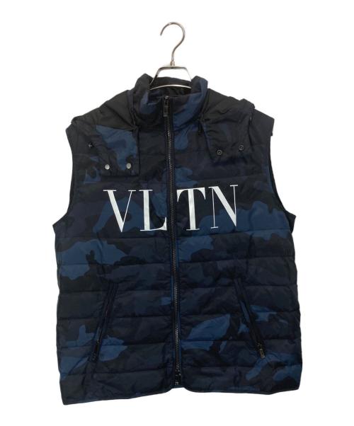 VALENTINO（ヴァレンティノ）VALENTINO (ヴァレンティノ) カモフラプリントダウンベスト ネイビー サイズ:48の古着・服飾アイテム