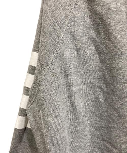 Thom Browne（トムブラウン）Thom Browne (トムブラウン) 4-BARジップパーカー グレー サイズ:2の古着・服飾アイテム