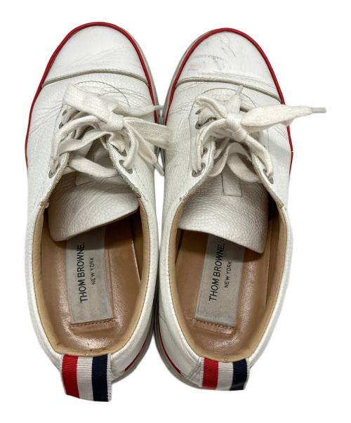 Thom Browne（トムブラウン）Thom Browne (トムブラウン) レザーローカットスニーカー ホワイト サイズ:37の古着・服飾アイテム