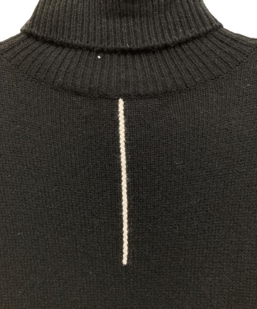 intoca（イントゥーカ）intoca (イントゥーカ) カシミヤノースリーブニット ブラック サイズ:-の古着・服飾アイテム